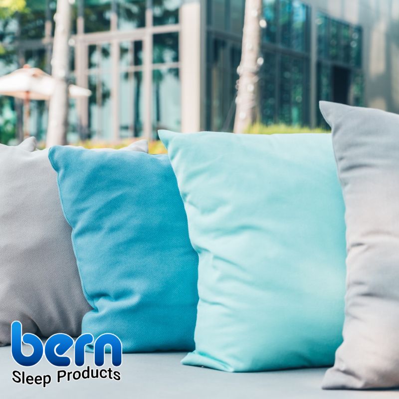 ویژگی‌های کلیدی بالش و متکا مناسب