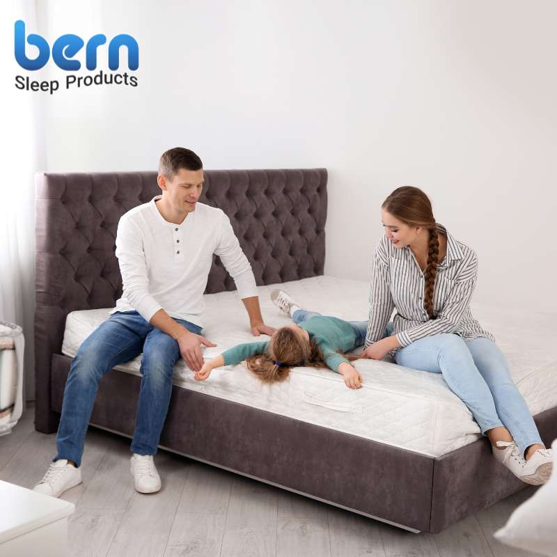 ویژگی‌های یک تشک ایده‌آل شامل کیفیت ساخت و دوام بالا